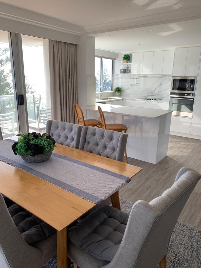 Pacific Regis Beachfront Holiday Apartments Gold Coast Luaran gambar