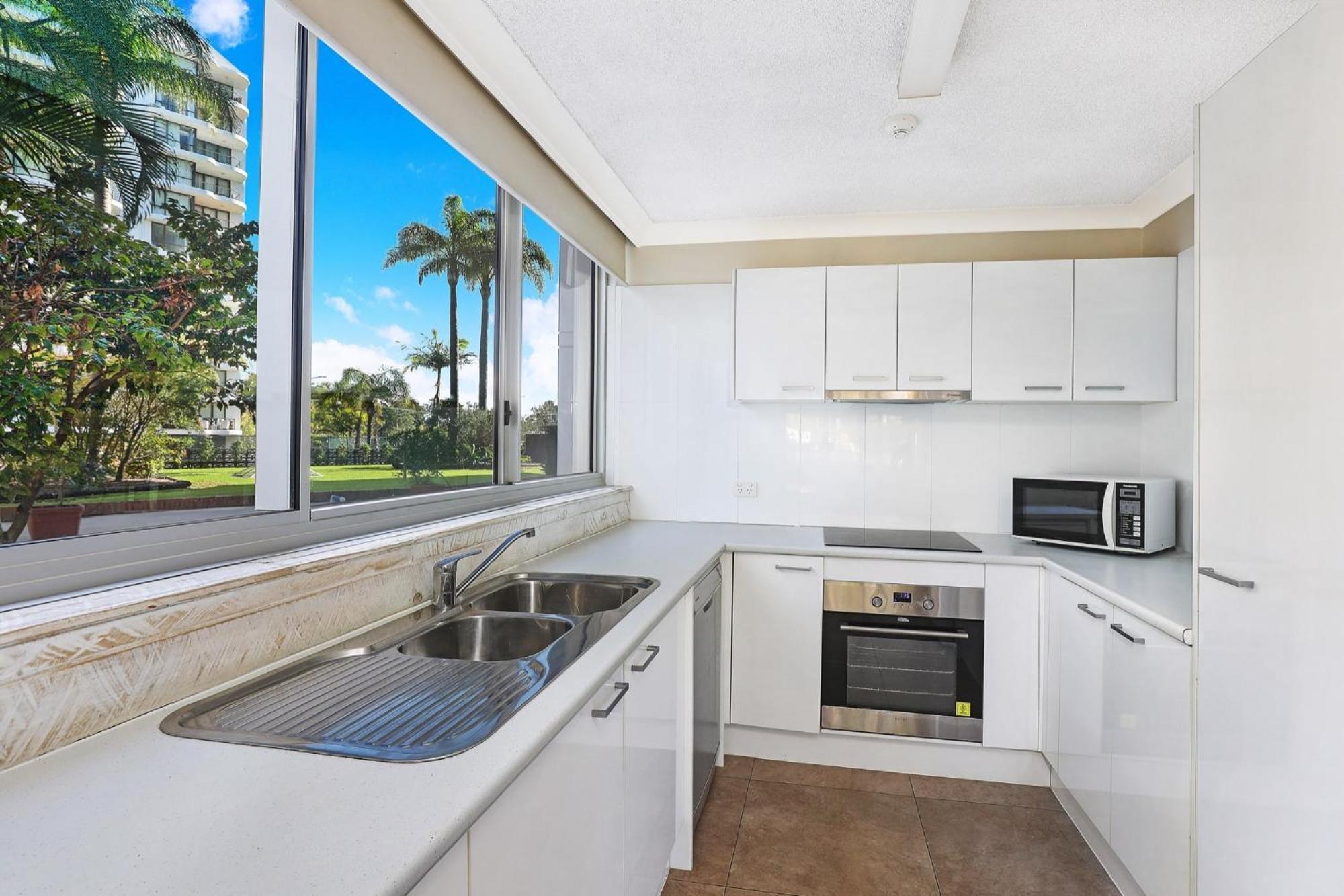 Pacific Regis Beachfront Holiday Apartments Gold Coast Luaran gambar
