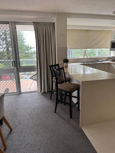 Pacific Regis Beachfront Holiday Apartments Gold Coast Luaran gambar