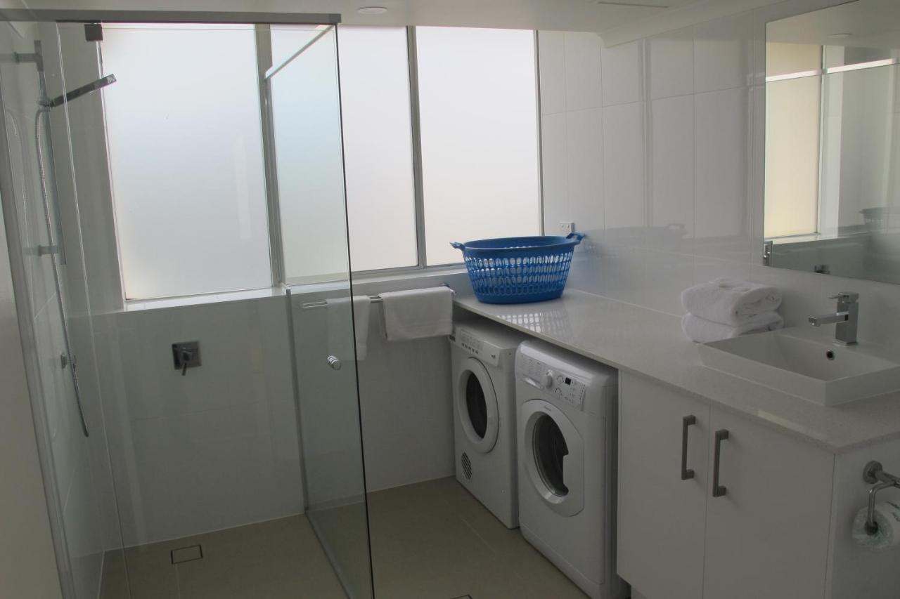 Pacific Regis Beachfront Holiday Apartments Gold Coast Luaran gambar