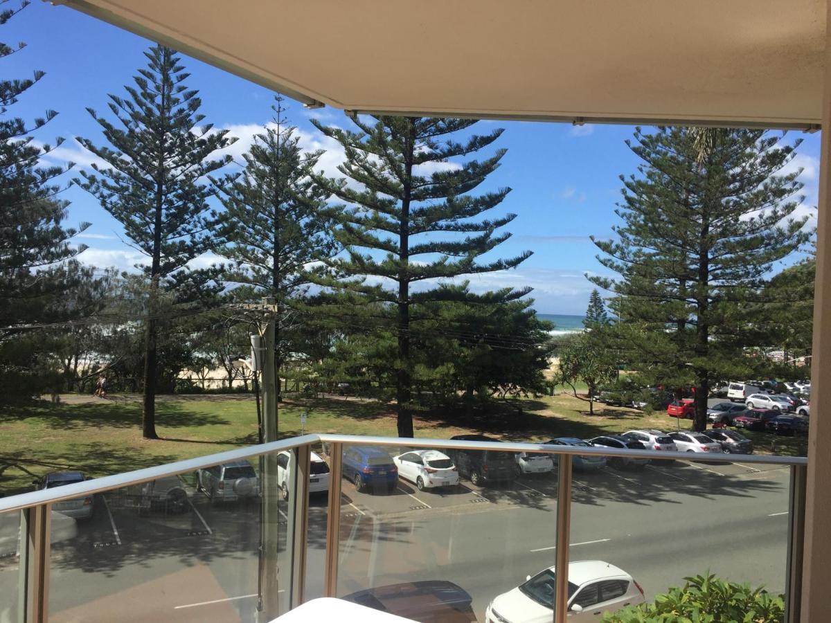 Pacific Regis Beachfront Holiday Apartments Gold Coast Luaran gambar